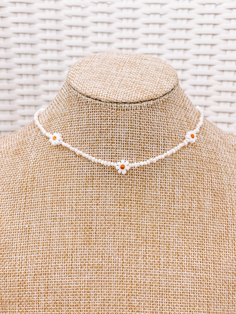 ★関税込★VINTAGE HOLLYWOOD★Mini Daisy Pearl Necklace★ VINTAGE HOLLYWOOD】Mini Daisy Pearl Necklace〜ネックレス