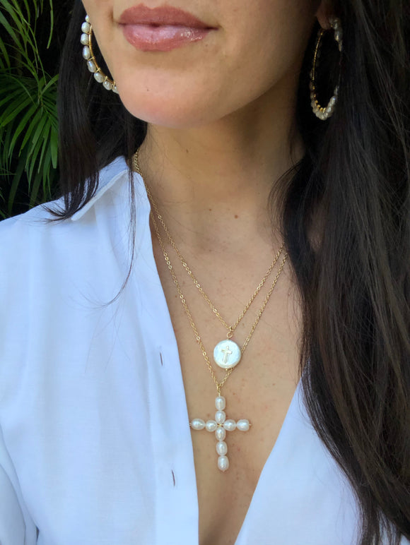 Ile Fresh Water Pearl Cross